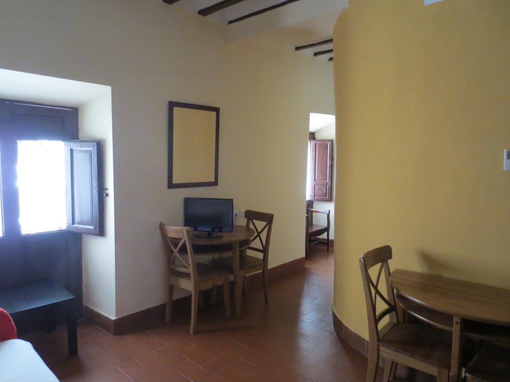 Apartamentos Turisticos El Losal อูเบดา ภายนอก รูปภาพ