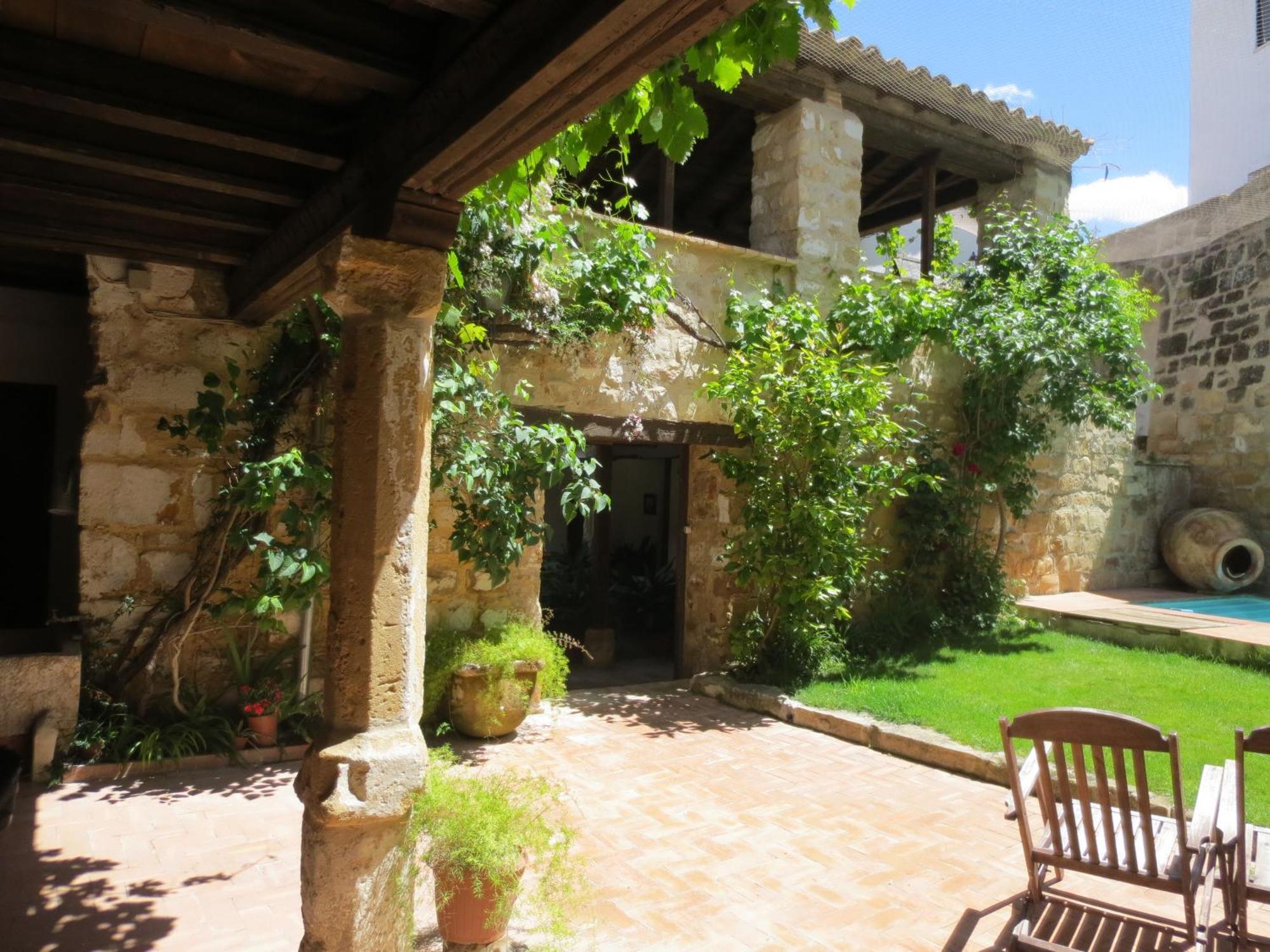 Apartamentos Turisticos El Losal อูเบดา ภายนอก รูปภาพ